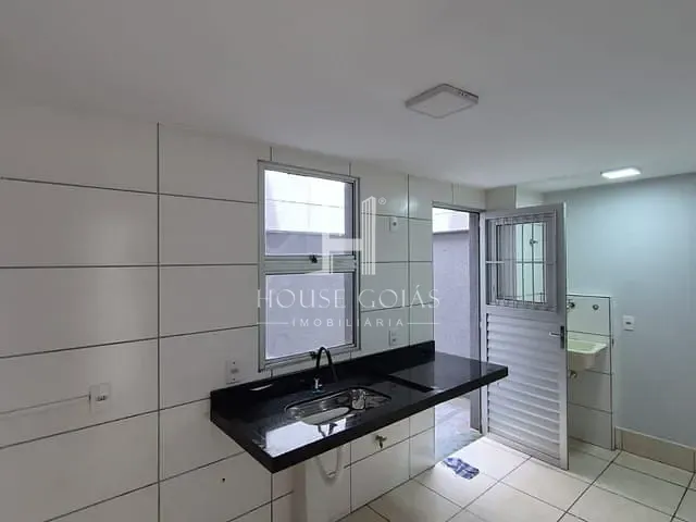 Apartamento 2 quartos e 1 banheiro, à venda, no bairro Vila Oliveira em Aparecida de Goiânia