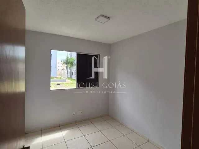 Apartamento 2 quartos e 1 banheiro, à venda, no bairro Vila Oliveira em Aparecida de Goiânia