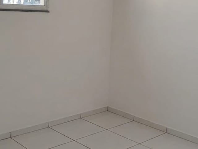 Apartamento 2 quartos e 1 banheiro, à venda, no bairro Paciência em Rio de Janeiro