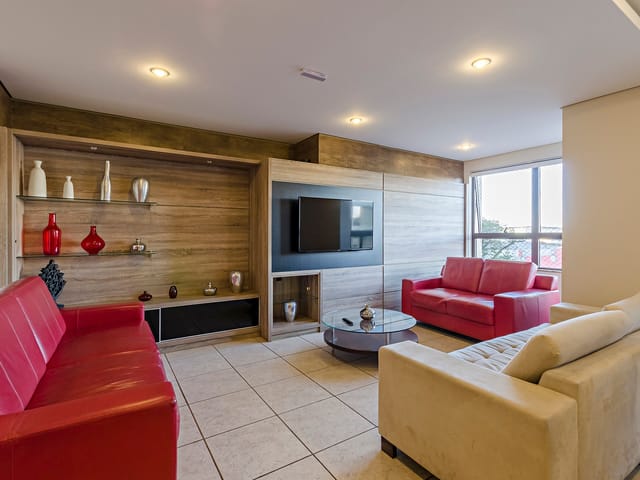 Apartamento com 249m² 3 quartos e 4 banheiros, à venda ou para alugar, no bairro Cristo Rei em Curitiba