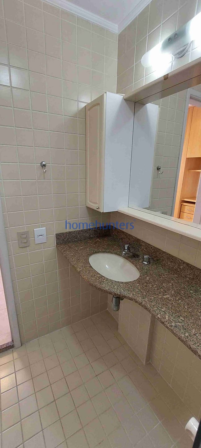 Apartamento para alugar com 1 quarto, 50m² - Foto 30