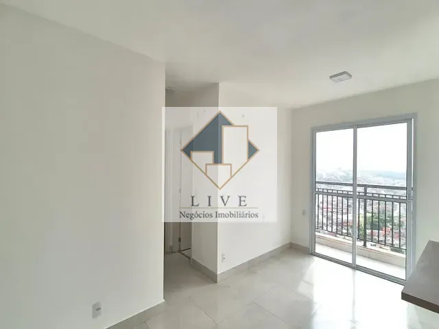 Apartamento 2 quartos e 1 banheiro, para alugar, no bairro Cidade Satélite Íris em Campinas