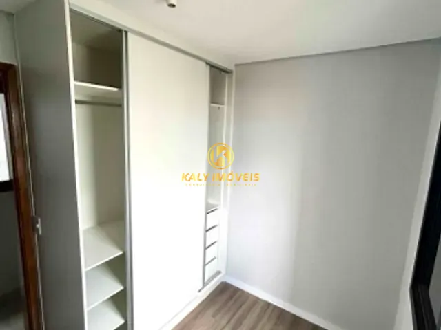 Cobertura / Penthouse 2 quartos e 2 banheiros, para alugar, no bairro Santa Maria em Rua Taquari