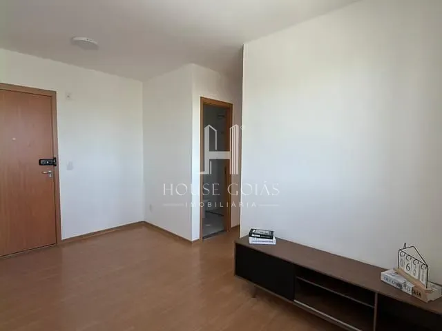 Apartamento 2 quartos e 1 banheiro, à venda, no bairro Chácaras São Pedro em Aparecida de Goiânia