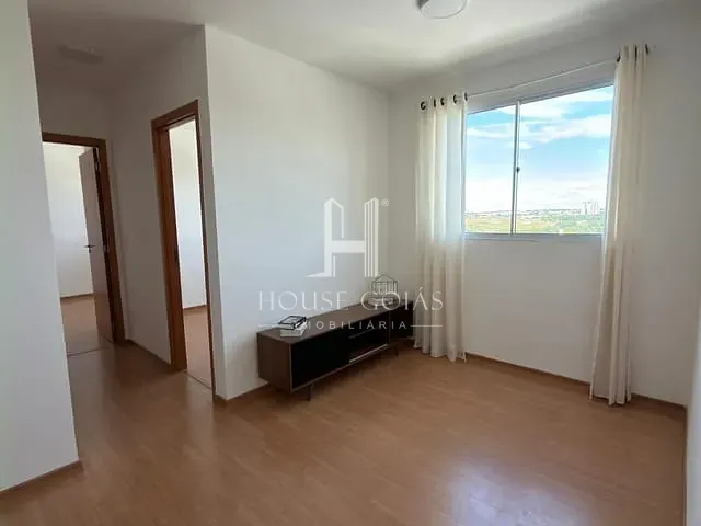 Apartamento 2 quartos e 1 banheiro, à venda, no bairro Chácaras São Pedro em Aparecida de Goiânia