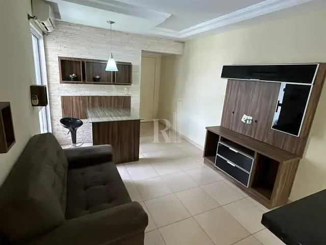 Apartamento 2 quartos e 1 banheiro, para alugar, no bairro Centro em Tijucas