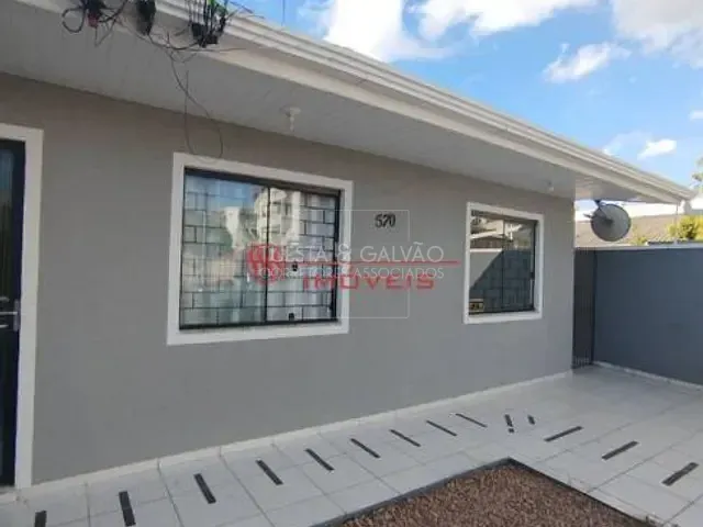 Apartamento com 20m² 1 quarto e 1 banheiro, para alugar, no bairro Capão Raso em Curitiba