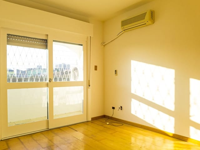 Apartamento com 77m² 2 quartos e 2 banheiros, à venda, no bairro Centro em Pelotas