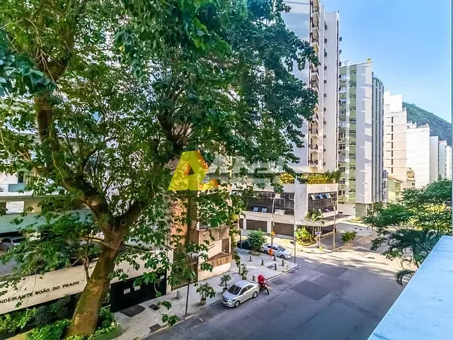 Apartamento com 330m² 4 quartos e 6 banheiros, à venda, no bairro Copacabana em Rio de Janeiro