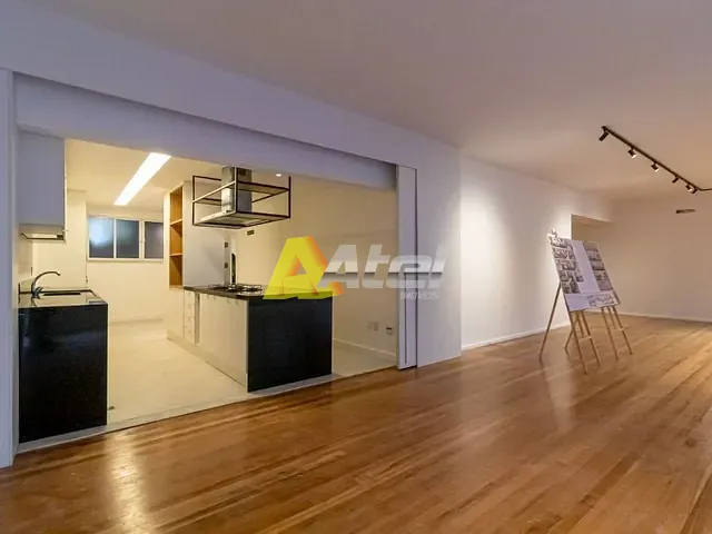 Apartamento com 330m² 4 quartos e 6 banheiros, à venda, no bairro Copacabana em Rio de Janeiro