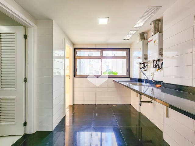 Apartamento 4 quartos e 5 banheiros, à venda, no bairro Barra da Tijuca em Rio de Janeiro