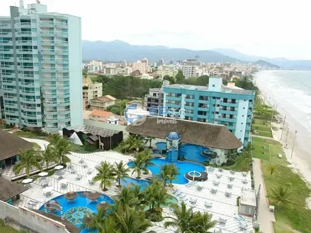 Apartamento 5 quartos e 5 banheiros, à venda, no bairro Meia Praia em Itapema