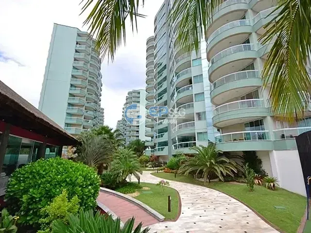 Apartamento 5 quartos e 5 banheiros, à venda, no bairro Meia Praia em Itapema