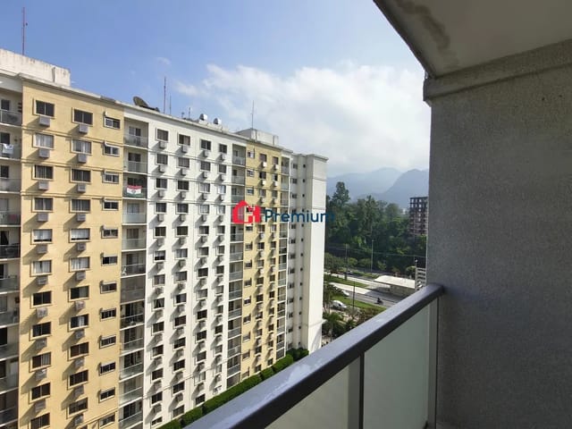 Apartamento 2 quartos e 1 banheiro, à venda, no bairro Jacarepaguá em Rio de Janeiro