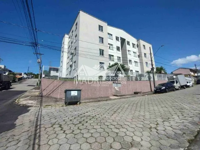 Apartamento 2 quartos e 1 banheiro, à venda, no bairro Passa Vinte em Palhoça