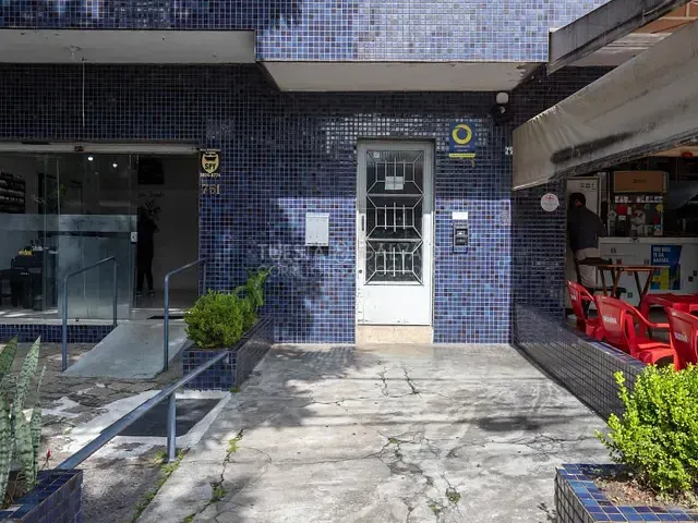 Apartamento com 29m² 1 quarto e 1 banheiro, para alugar, no bairro Água Verde em Curitiba