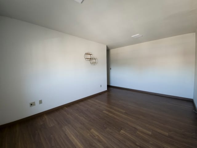 Apartamento com 128m² 3 quartos e 2 banheiros, à venda, no bairro Centro em Pelotas