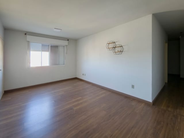Apartamento com 128m² 3 quartos e 2 banheiros, à venda, no bairro Centro em Pelotas
