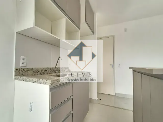 Apartamento 2 quartos e 1 banheiro, para alugar, no bairro Cidade Satélite Íris em Campinas
