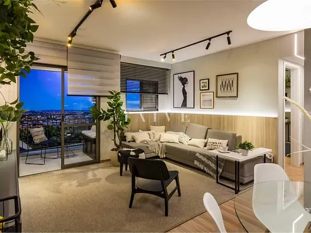 Apartamento com 105m² 2 quartos e 2 banheiros, à venda, no bairro Dom Pedro I em Londrina