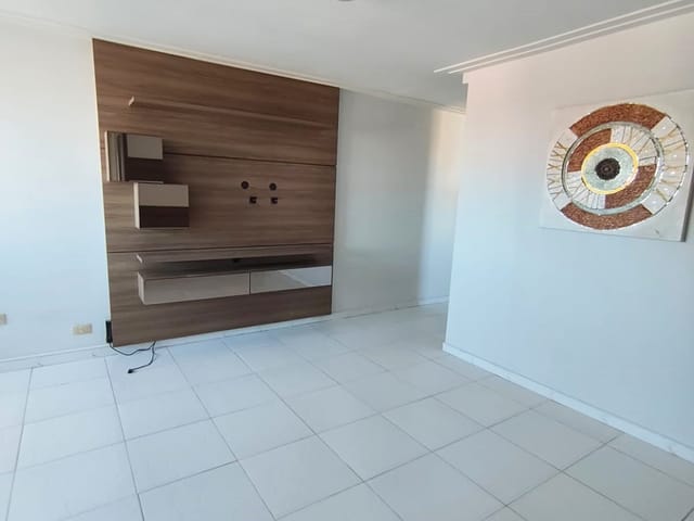 Apartamento 3 quartos e 2 banheiros, para alugar, no bairro Farolândia em Aracaju