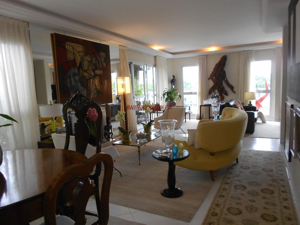 Apartamento, 3 quartos, 194 m² - Foto 1