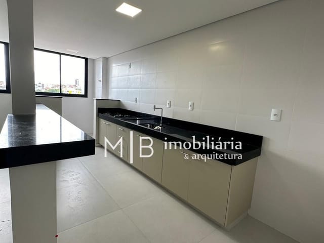 Apartamento 2 quartos e 2 banheiros, para alugar, no bairro Centenário em Lavras