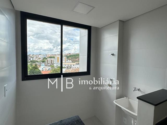 Apartamento 2 quartos e 2 banheiros, para alugar, no bairro Centenário em Lavras