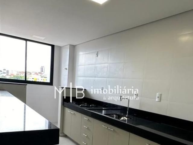 Apartamento 2 quartos e 2 banheiros, para alugar, no bairro Centenário em Lavras