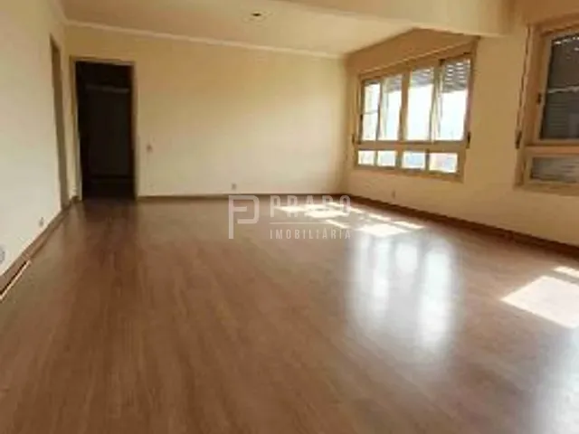 Apartamento 3 quartos e 3 banheiros, à venda, no bairro Centro em Pelotas