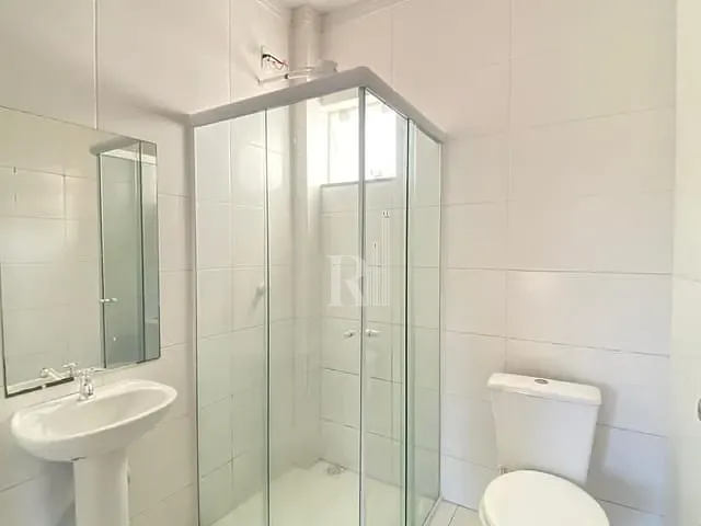 Apartamento com 66m² 3 quartos e 1 banheiro, para alugar, no bairro XV de Novembro em Tijucas
