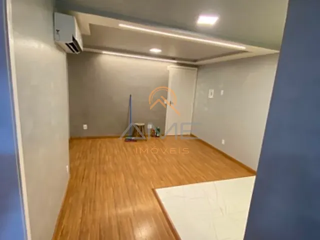 Apartamento 2 quartos e 1 banheiro, à venda, no bairro Três Vendas em Pelotas