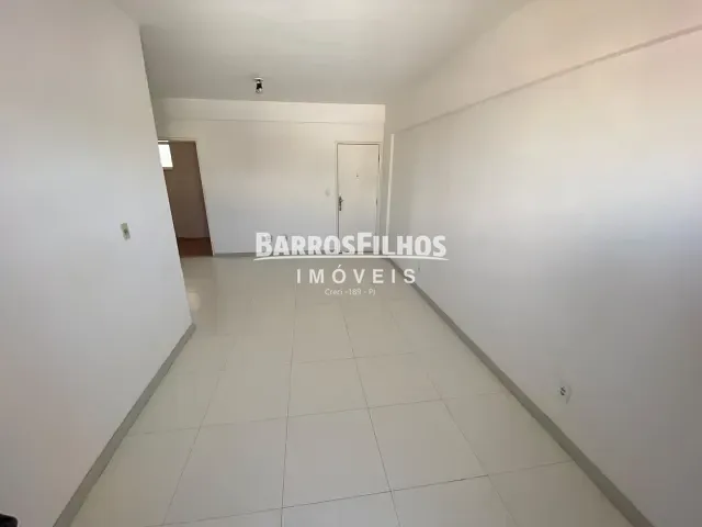 Apartamento com 350m² 3 quartos e 2 banheiros, à venda ou para alugar, no bairro Grageru em Aracaju