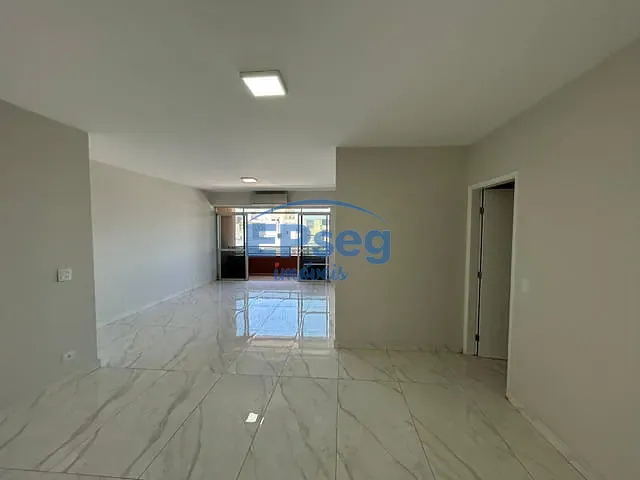 Apartamento com 210m² 4 quartos e 2 banheiros, à venda, no bairro Jardim Higienópolis em Londrina
