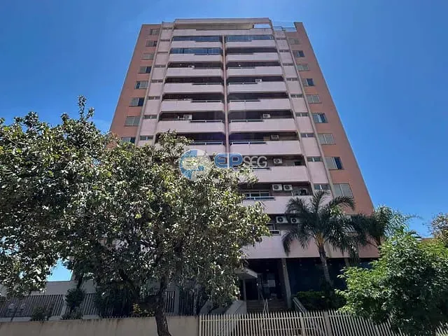 Apartamento com 210m² 4 quartos e 2 banheiros, à venda, no bairro Jardim Higienópolis em Londrina