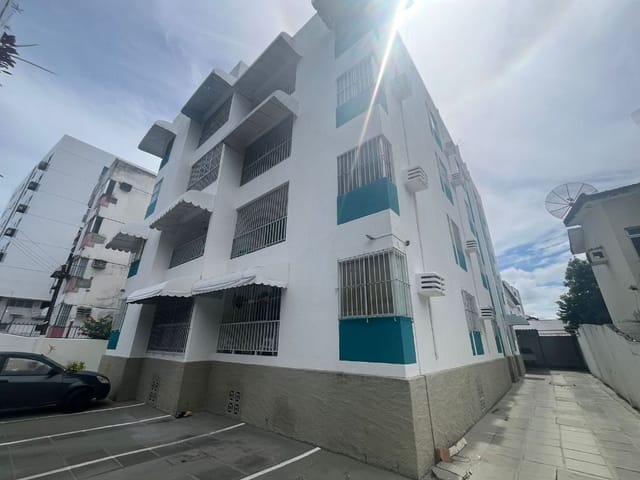 Apartamento com 93m² 2 quartos e 2 banheiros, à venda, no bairro Boa Viagem em Recife