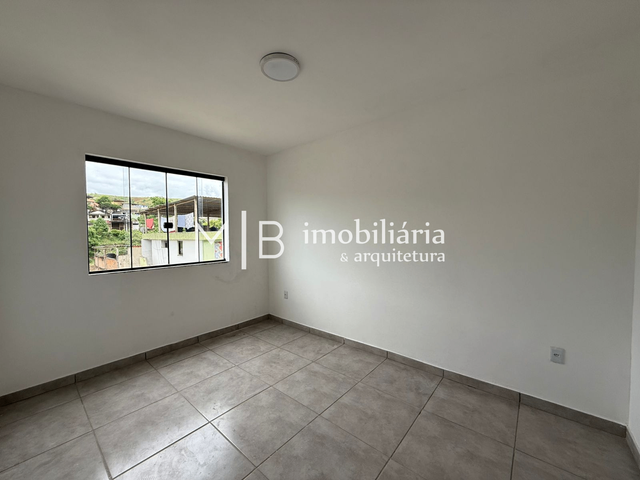 Apartamento 2 quartos e 1 banheiro, para alugar, no bairro Vila Minalda em Cataguases