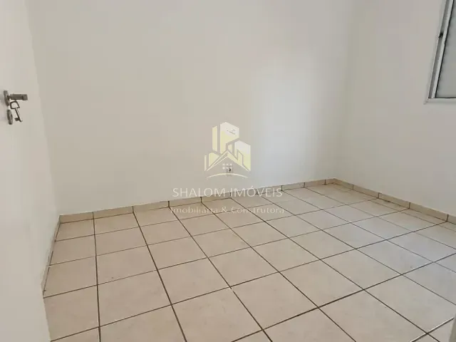 Apartamento 2 quartos e 1 banheiro, à venda, no bairro Nacional em Contagem