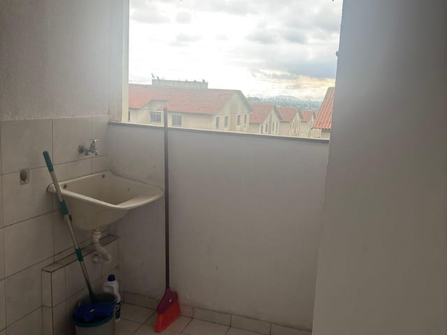 Apartamento 2 quartos e 1 banheiro, à venda, no bairro Cosmos em Rio de Janeiro