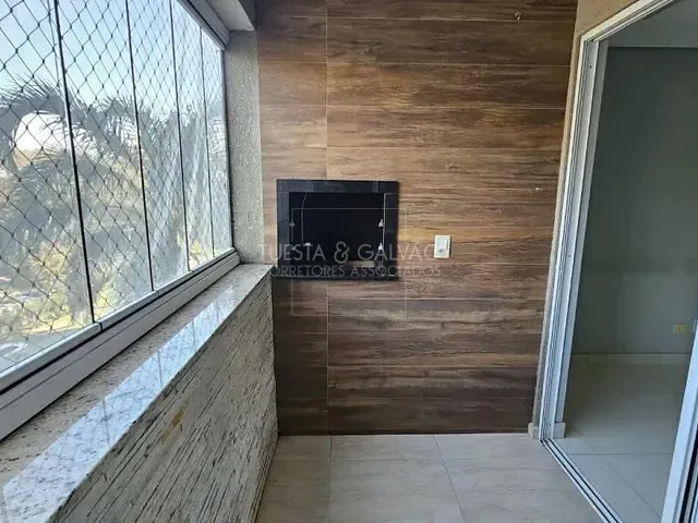 Apartamento com 75m² 3 quartos e 2 banheiros, para alugar, no bairro Cabral em Curitiba