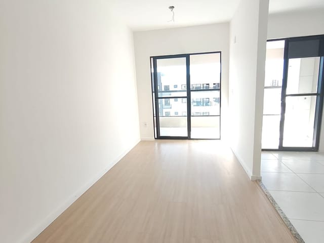 Apartamento 2 quartos e 2 banheiros, para alugar, no bairro Luzia em Aracaju