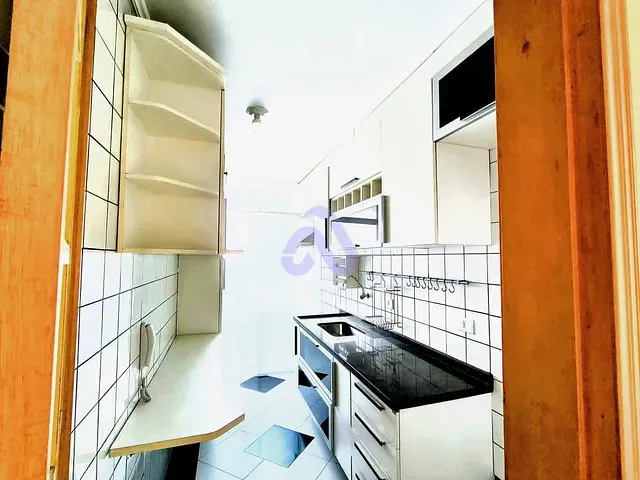 Apartamento com 100m² 2 quartos e 1 banheiro, para alugar, no bairro Vila Carmosina em São Paulo