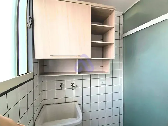 Apartamento com 100m² 2 quartos e 1 banheiro, para alugar, no bairro Vila Carmosina em São Paulo