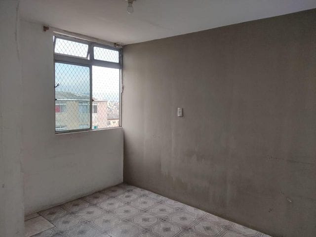 Foto do Apartamento - Apartamento com 2 dormitórios à venda, 44 m² por R$ 120.000,00 - Cohab II - Carapicuíba/SP | Collina Imóveis