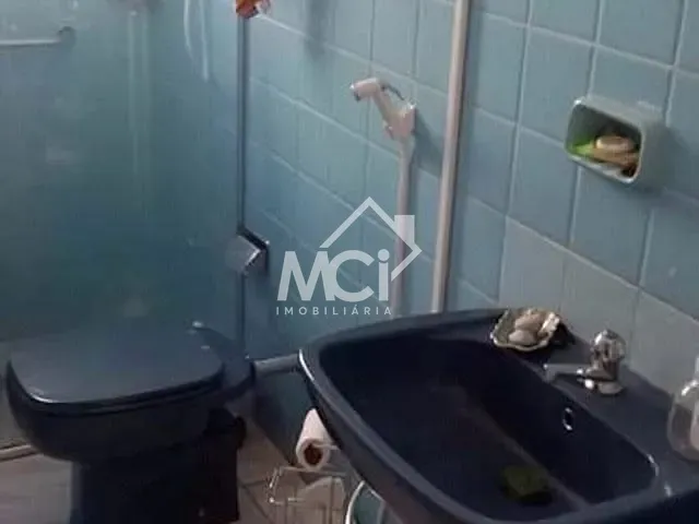 Apartamento com 97m² 3 quartos e 1 banheiro, à venda, no bairro Centro em Pelotas