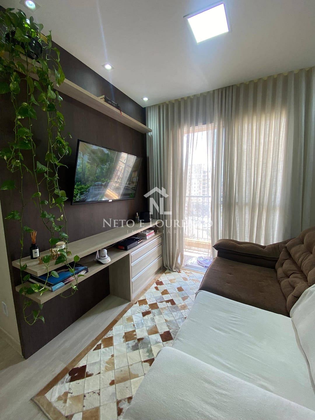 Apartamento à venda com 2 quartos, 50m² - Foto 2