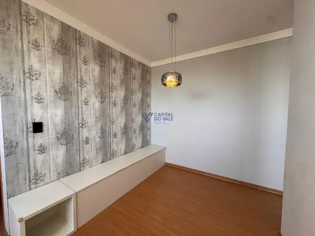 Apartamento 2 quartos e 1 banheiro, à venda, no bairro Jardim das Indústrias em São José dos Campos