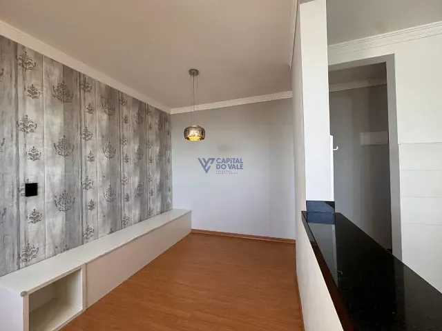Apartamento 2 quartos e 1 banheiro, à venda, no bairro Jardim das Indústrias em São José dos Campos