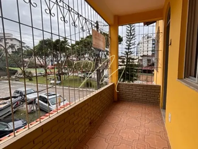 Apartamento 2 quartos e 2 banheiros, para alugar, no bairro São Francisco em Ilhéus