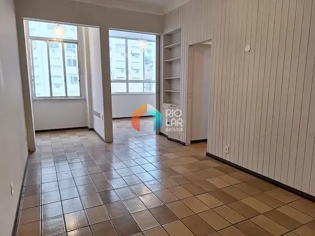 Apartamento com 84m² 3 quartos e 1 banheiro, à venda, no bairro Copacabana em Rio de Janeiro